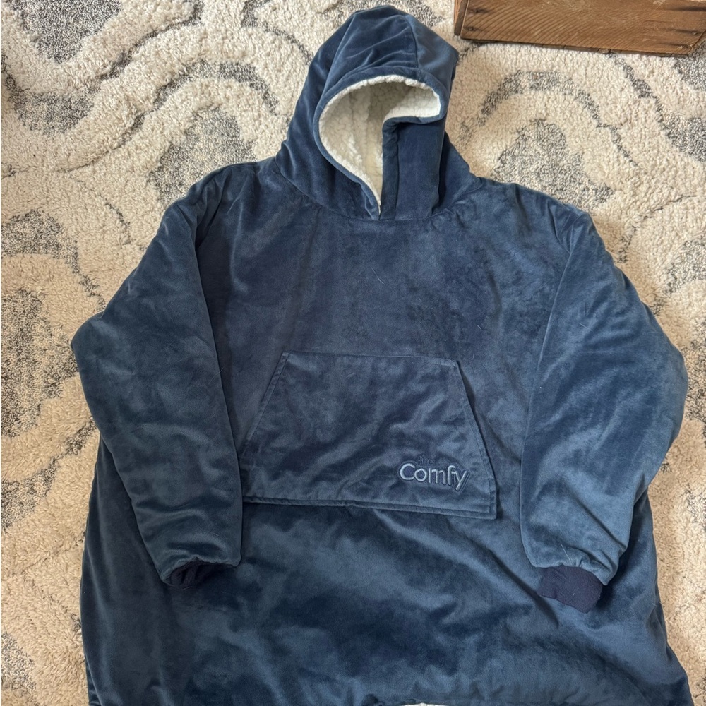 Comfy Oversized Hoodie Blanket - Navy